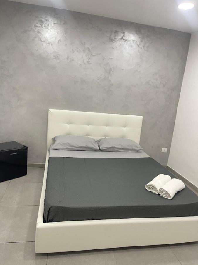 House Nunu Apartment Наполи Екстериор снимка