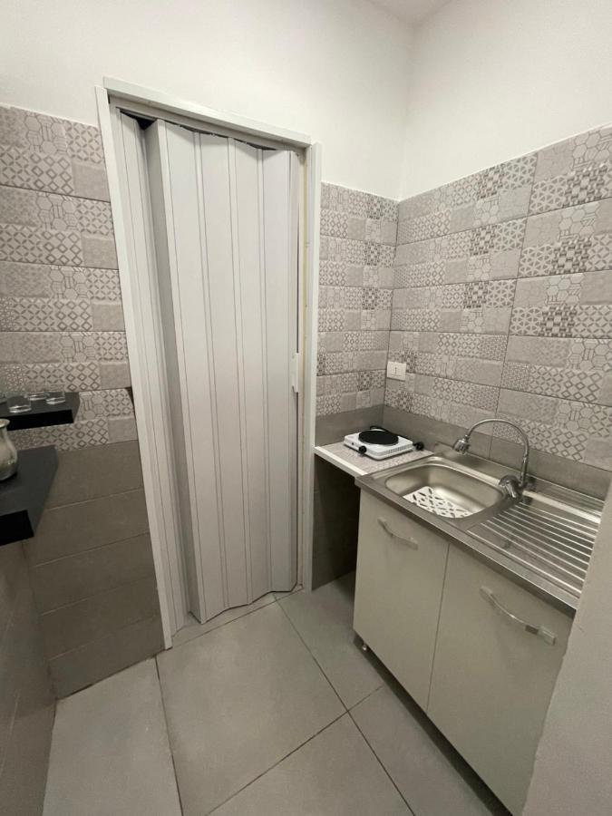 House Nunu Apartment Наполи Екстериор снимка