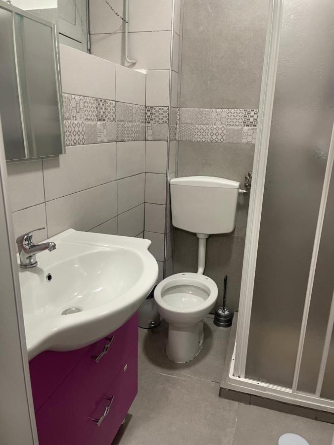 House Nunu Apartment Наполи Екстериор снимка
